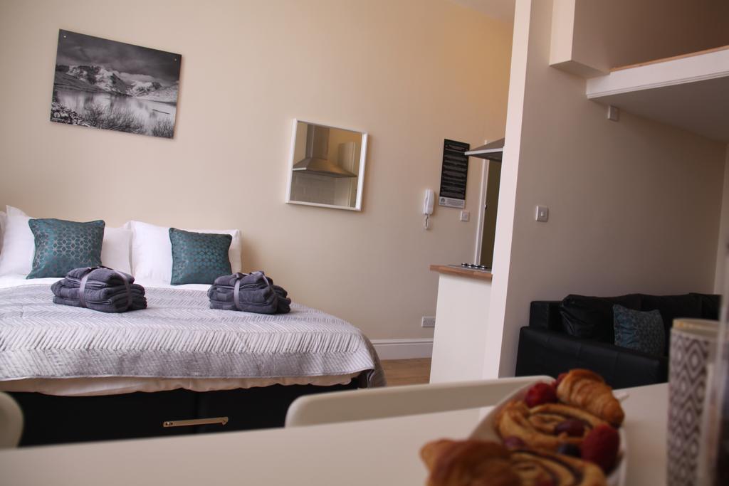 The Trafford Apartment Stockport Exterior photo